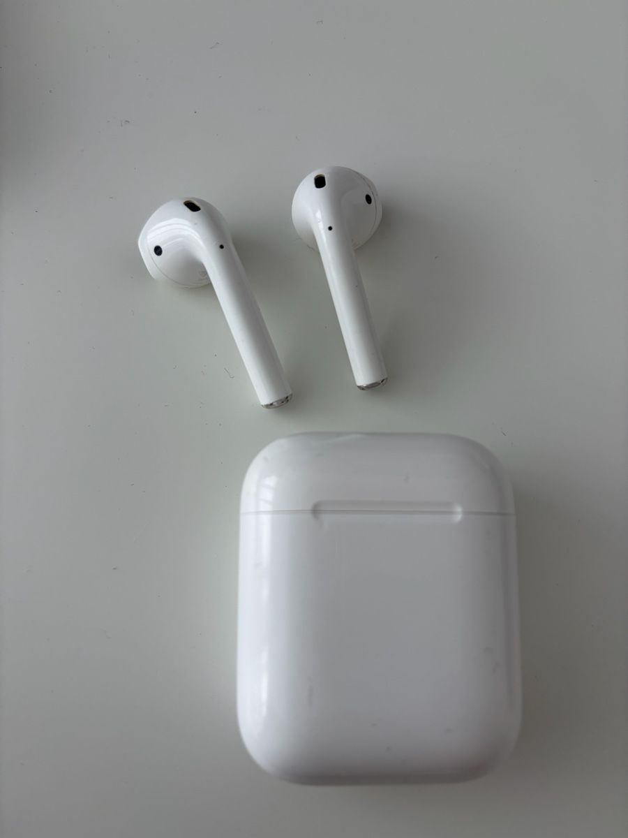Apple Cuffie: Apple Airpods 1. Generation – Usato da Frauenkappelen venduto da SSCN01 1