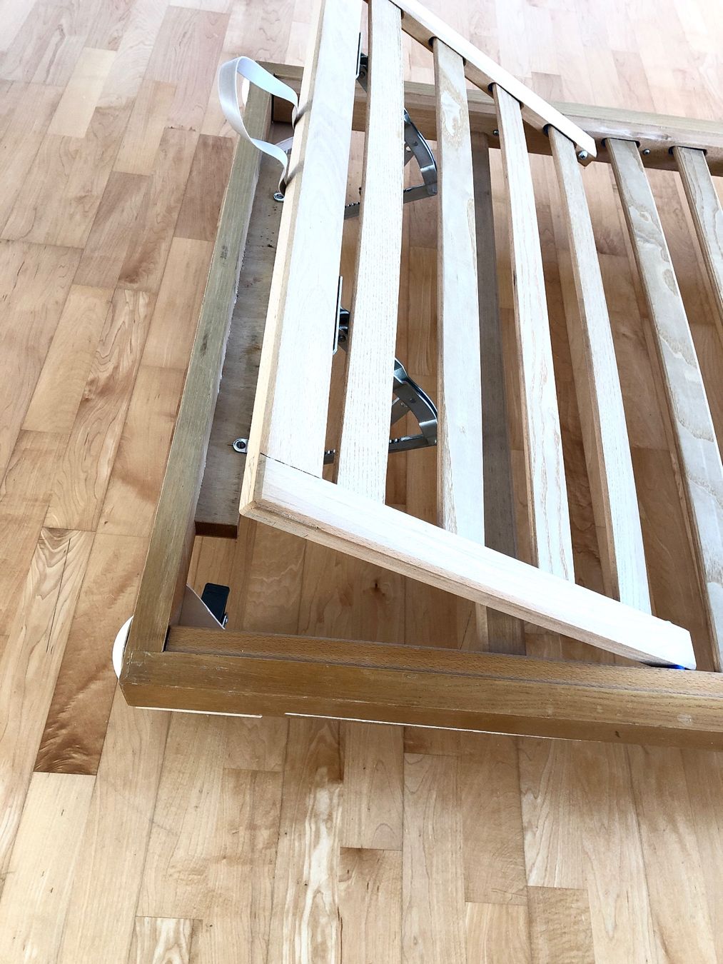 Betten: Bett auf Rädern 90x190cm – Gebraucht aus Bachenbülach von Besttime 2