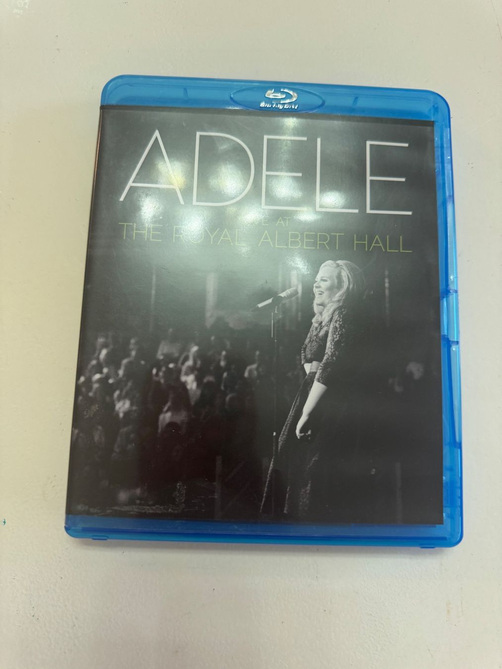 Tous les DVDs: ADELE: LIVE AT THE ROYAL/ ALBERT HALL. (BLU-RAY) – D'occasion à Basel par san_2qlq