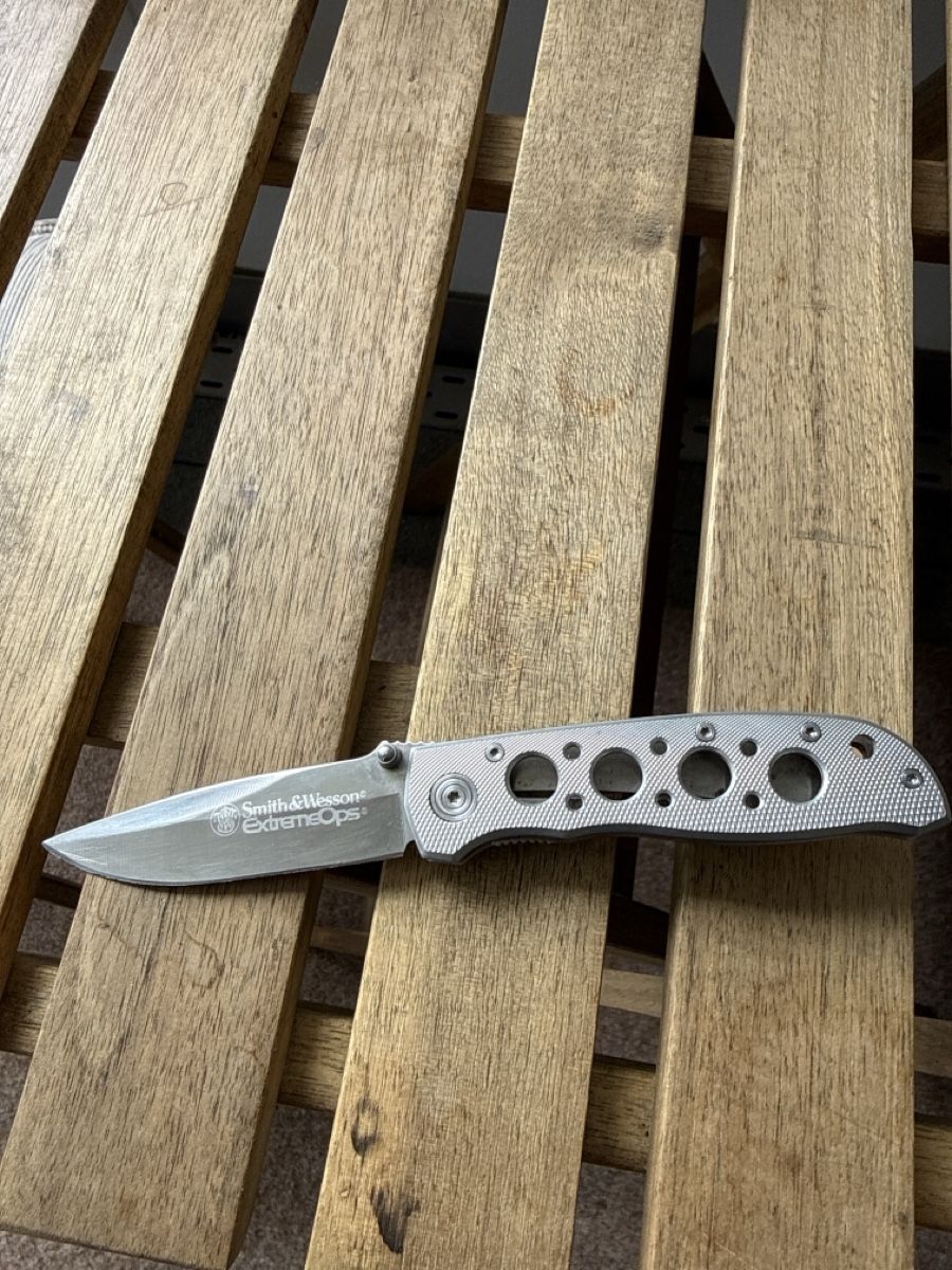 Coltelli tascabile: Klappmesser Smith & Wesson ExtremeOps – Usato da Emmenbrücke venduto da ale_95jv 1