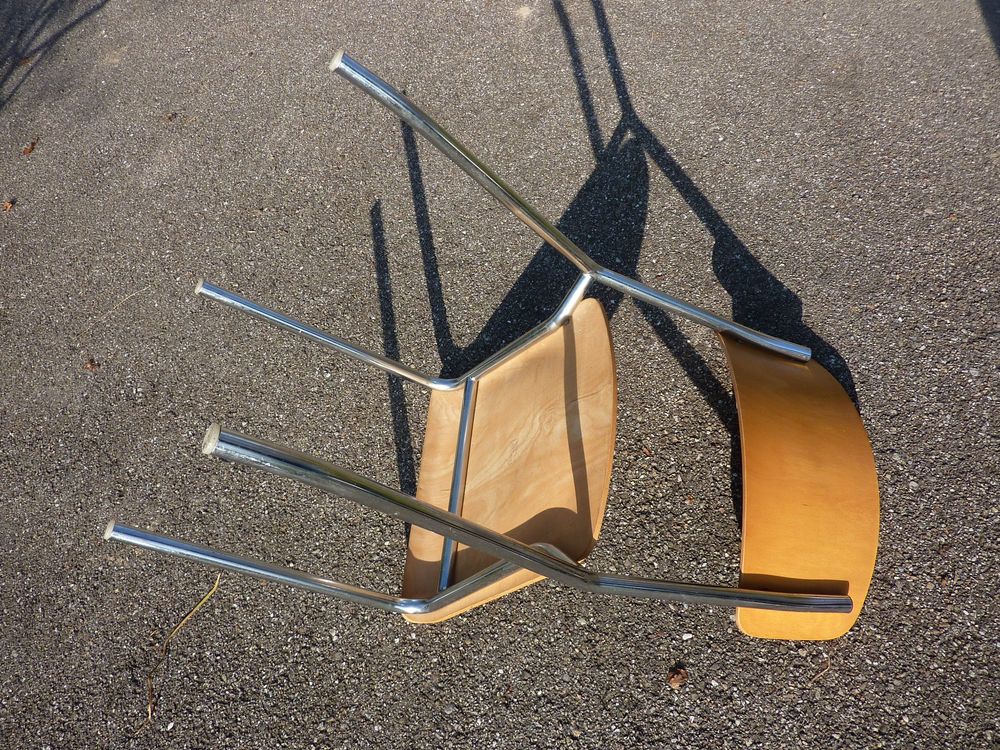 4 Stühle Holzstühle Stapelstühle Seminarstühle stapelbar 3