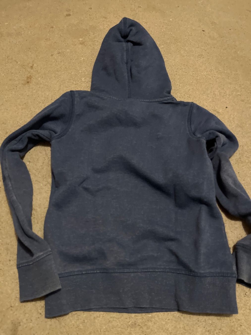 Maglioni & Felpe: Pullover Gr 134 – Usato da Grüningen venduto da lovinho 2