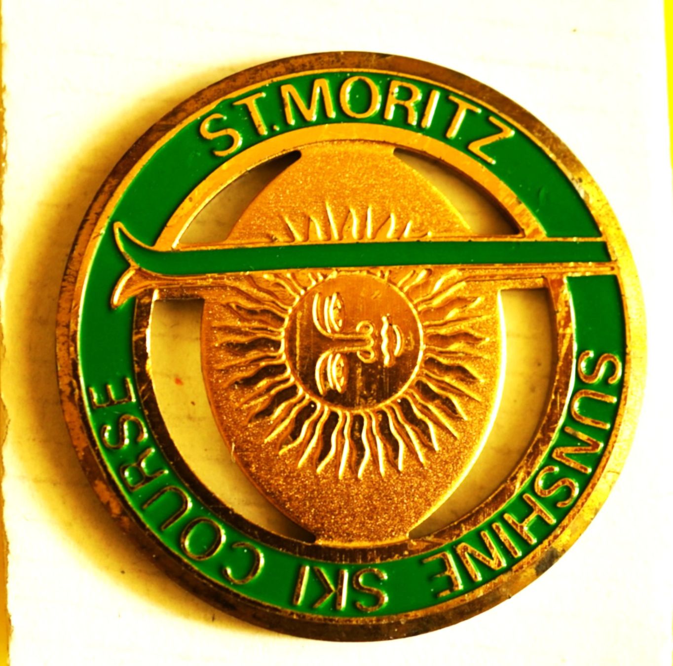 Placchette & Badge: Pin Ski Course St.Moritz – Usato da Worb venduto da worb01