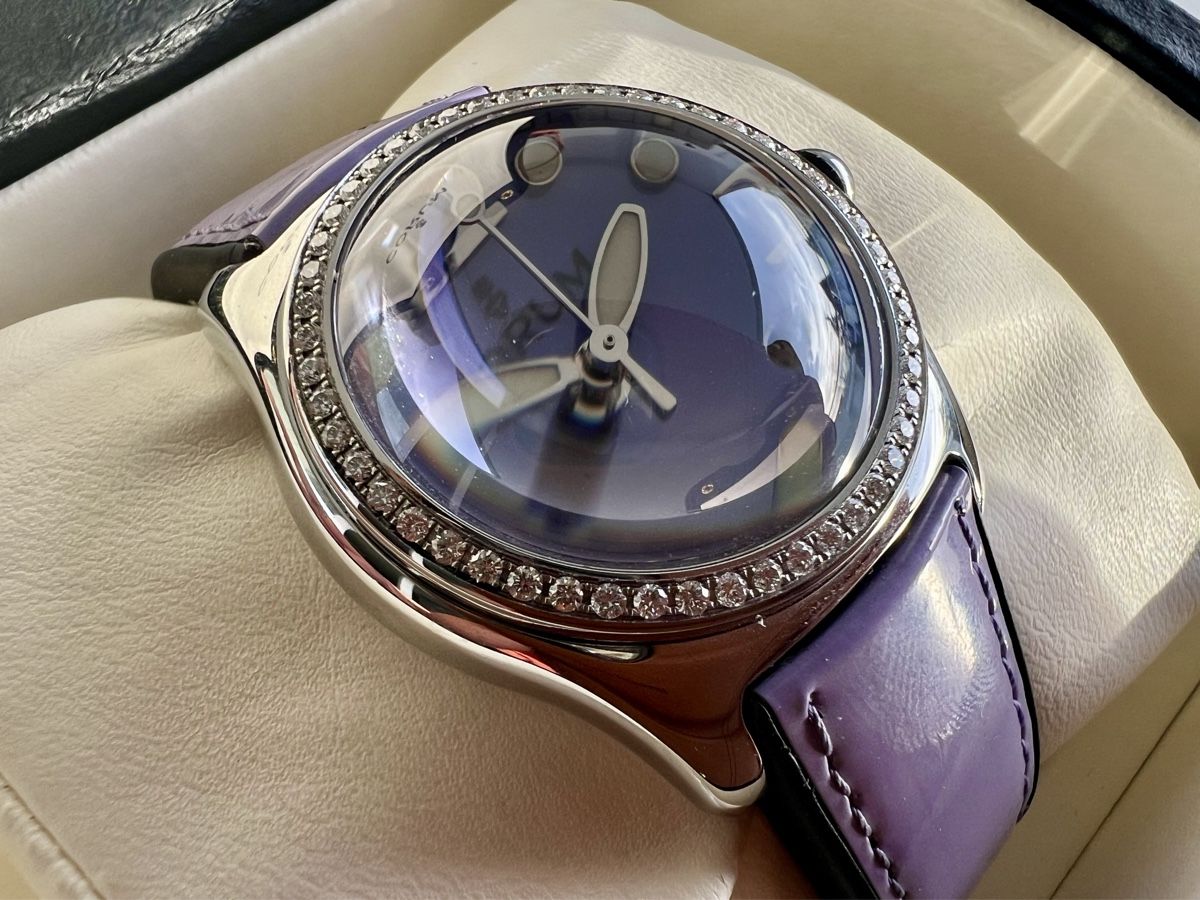 Corum Orologi: CORUM Bubble Lady, 34mm, Bezel fully set diamonds, SRP6000.- – Nuovo e nell'imballaggio originale da Le Mont-sur-Lausanne venduto da LycaGallery 2