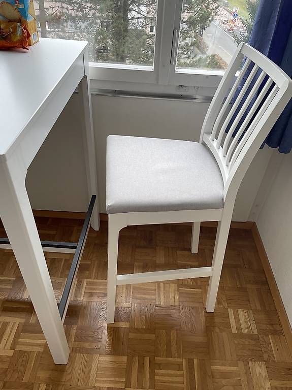 Ikea Tische: Tisch weiss mit 3 Barstühlen – Gebraucht aus Bern von julia_rebekka 2