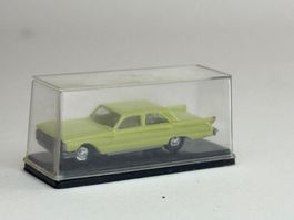 CH- EKO Ford Comet grünbeige  Nr. 2073