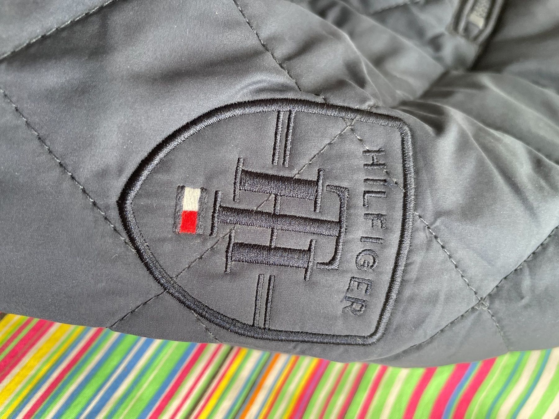 Tommy Hilfiger Giacche: Tommy Hilfiger – Nuovo (secondo la descrizione) da Winterthur venduto da AJ2323 3