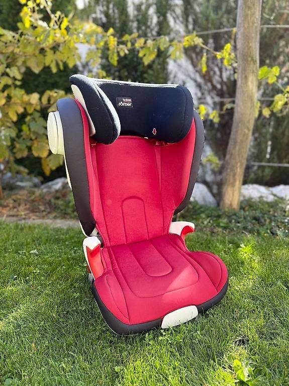 Seggiolini per auto: Kindersitz Römer Britax Kidfix XP SICT – Usato da Riggisberg venduto da Arepa4u