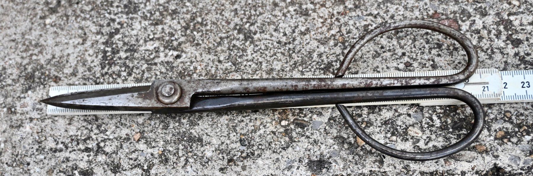 Tous les outils: antike Werkstattschere Länge 21cm – D'occasion à Pfaffhausen par mono_rec 2