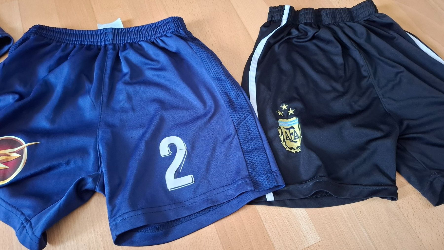 Pantaloni: Kurze Hosen – Usato da bülach venduto da bea_syq2 1
