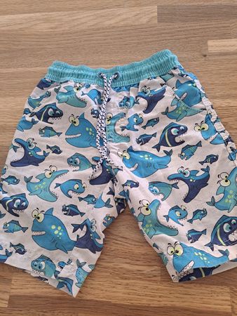 Zu verkaufen Sommerhose in der Grösse 104