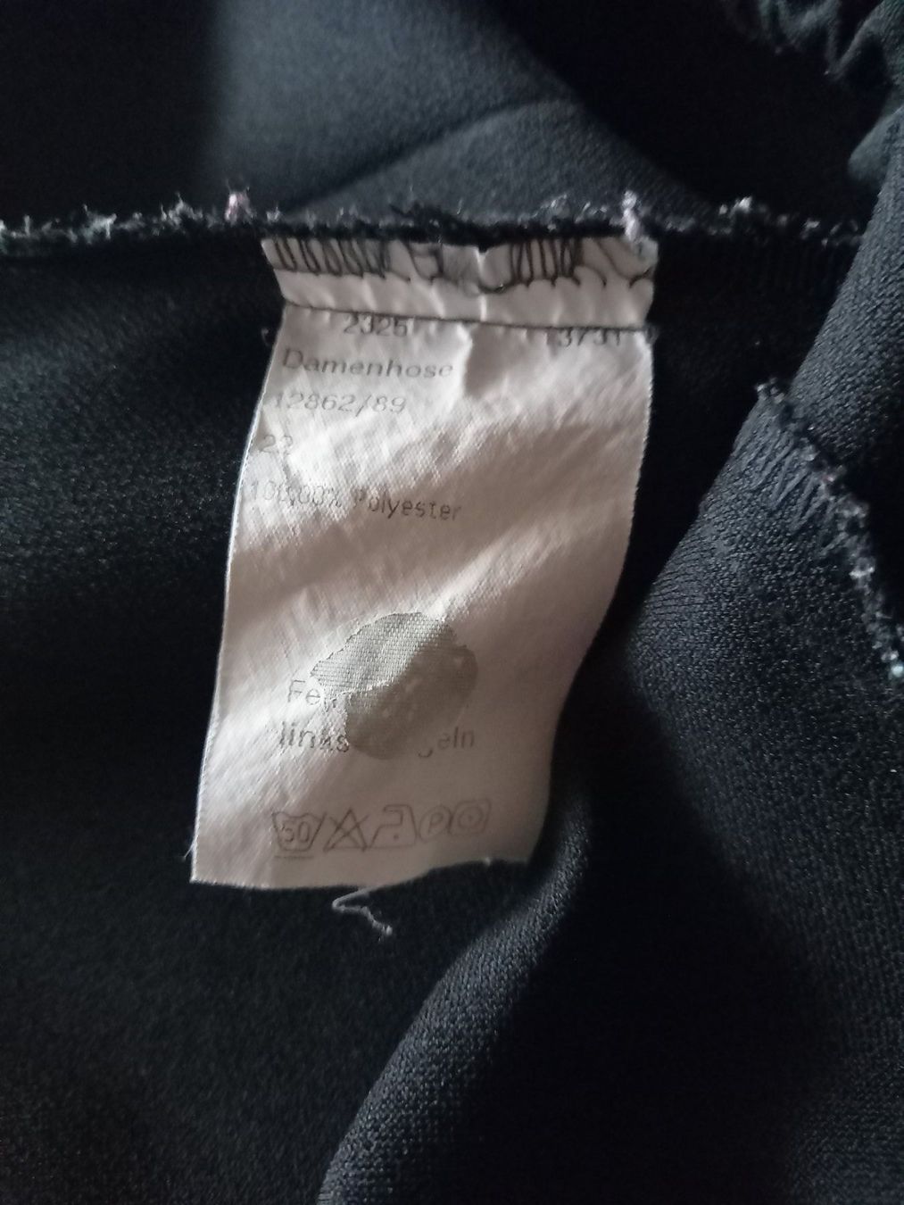 Pantaloni: Hose  42/44 – Usato da Bätterkinden venduto da Elefantenzoo 2