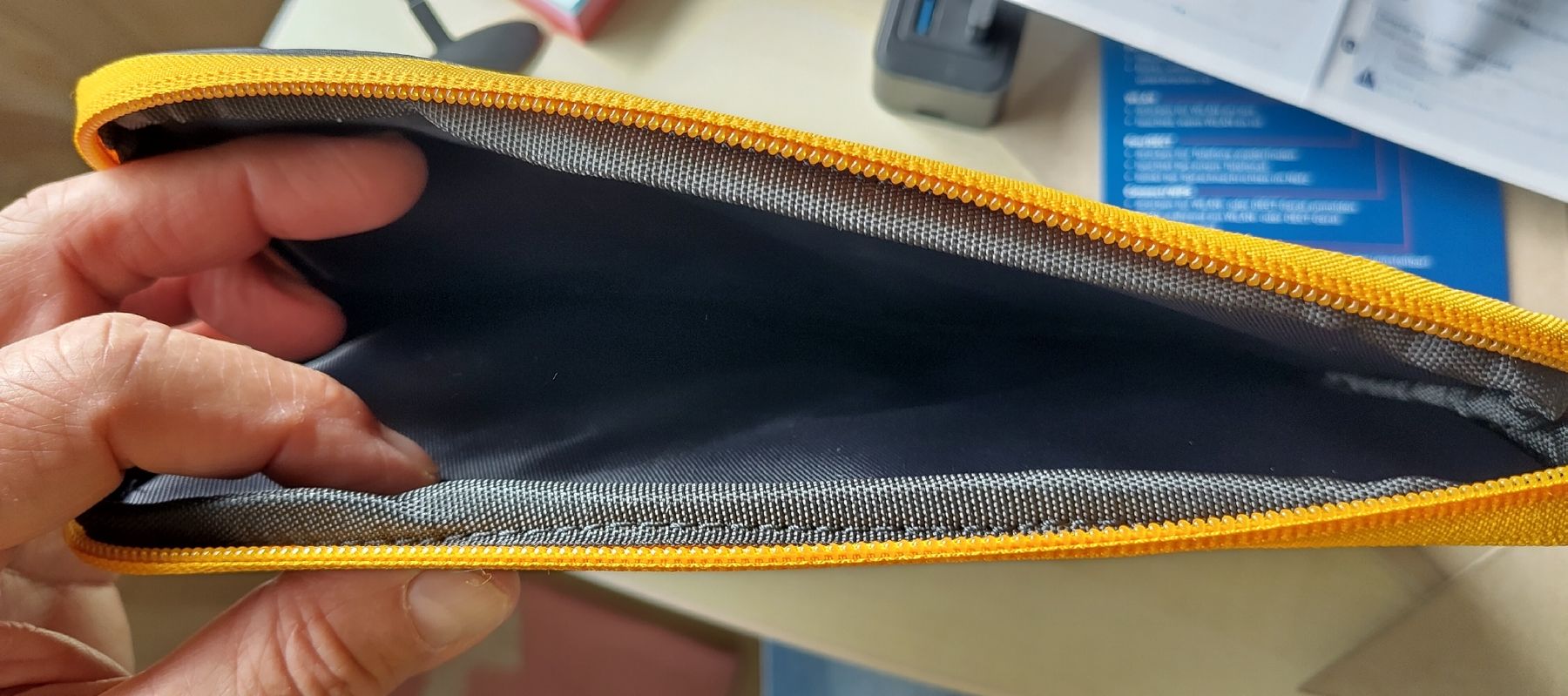 Borse: Neopren Tasche – Nuovo (secondo la descrizione) da Herisau venduto da Mlibru 1