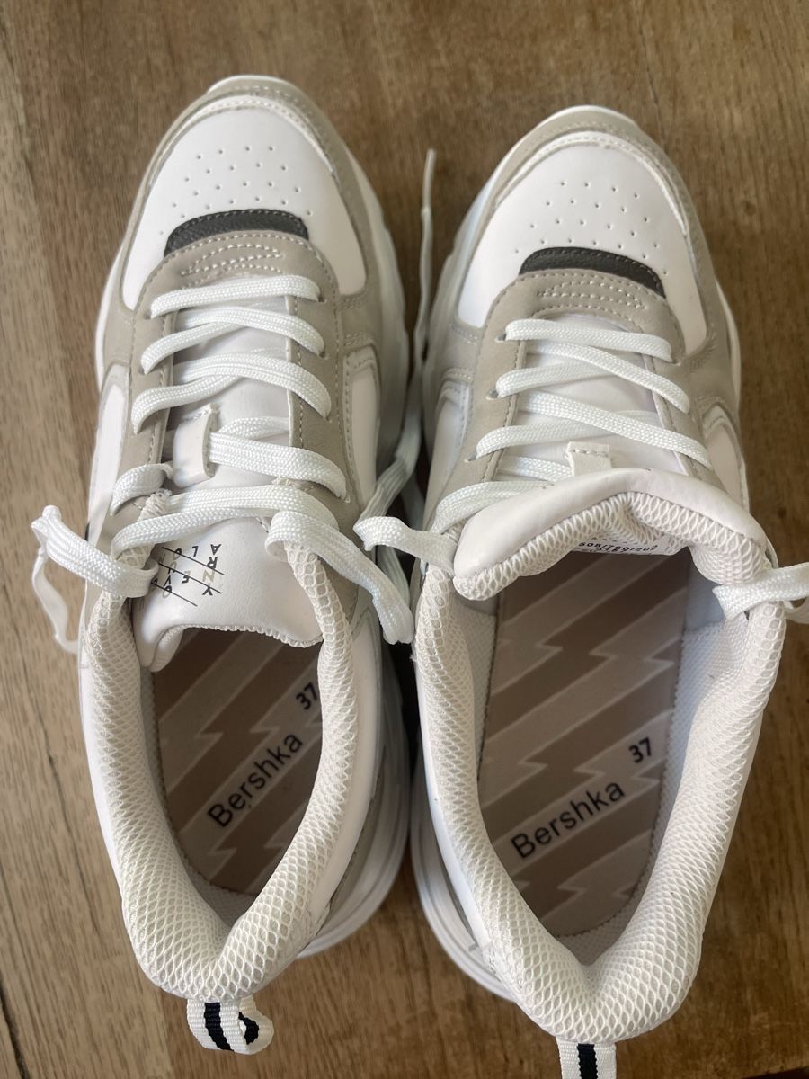 Bershka Chaussures femmes: Bershka – Neuf (Voir description) à Sembrancher par inf_9yyl 2