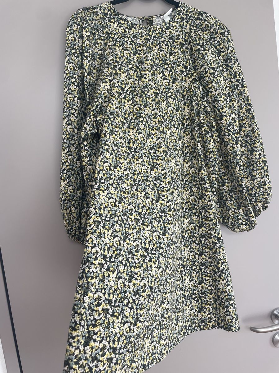 H&M Vestiti: H&M oversize Kleid Gr. XS – Nuovo (secondo la descrizione) da Zürich venduto da Mary233 4