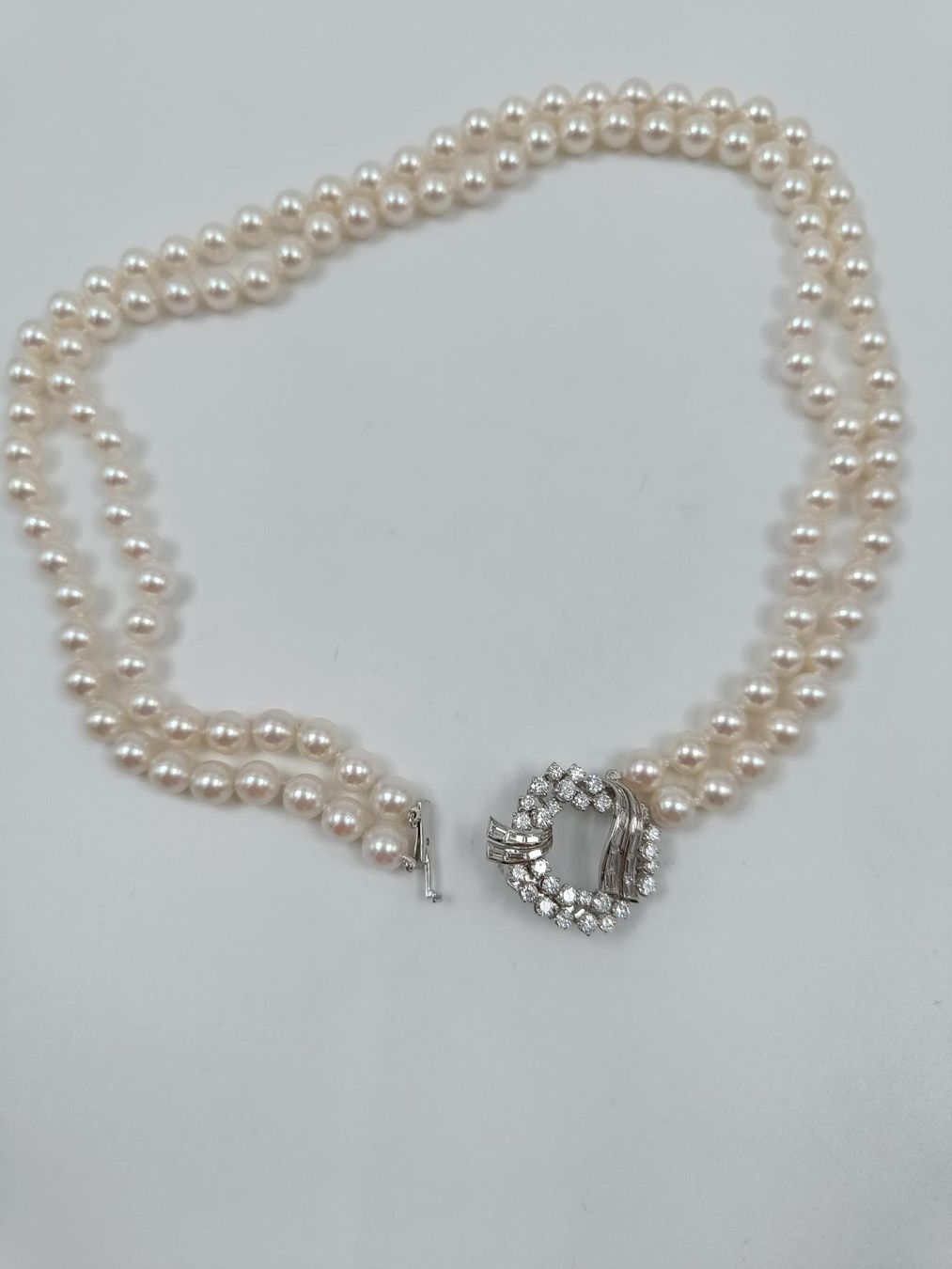 Catenine: AUSSERGEWÖHNLICHES PERLENCOLLIER MIT DIAMANTVERSCHLUSS – Usato da Luzern venduto da EdiGem 8