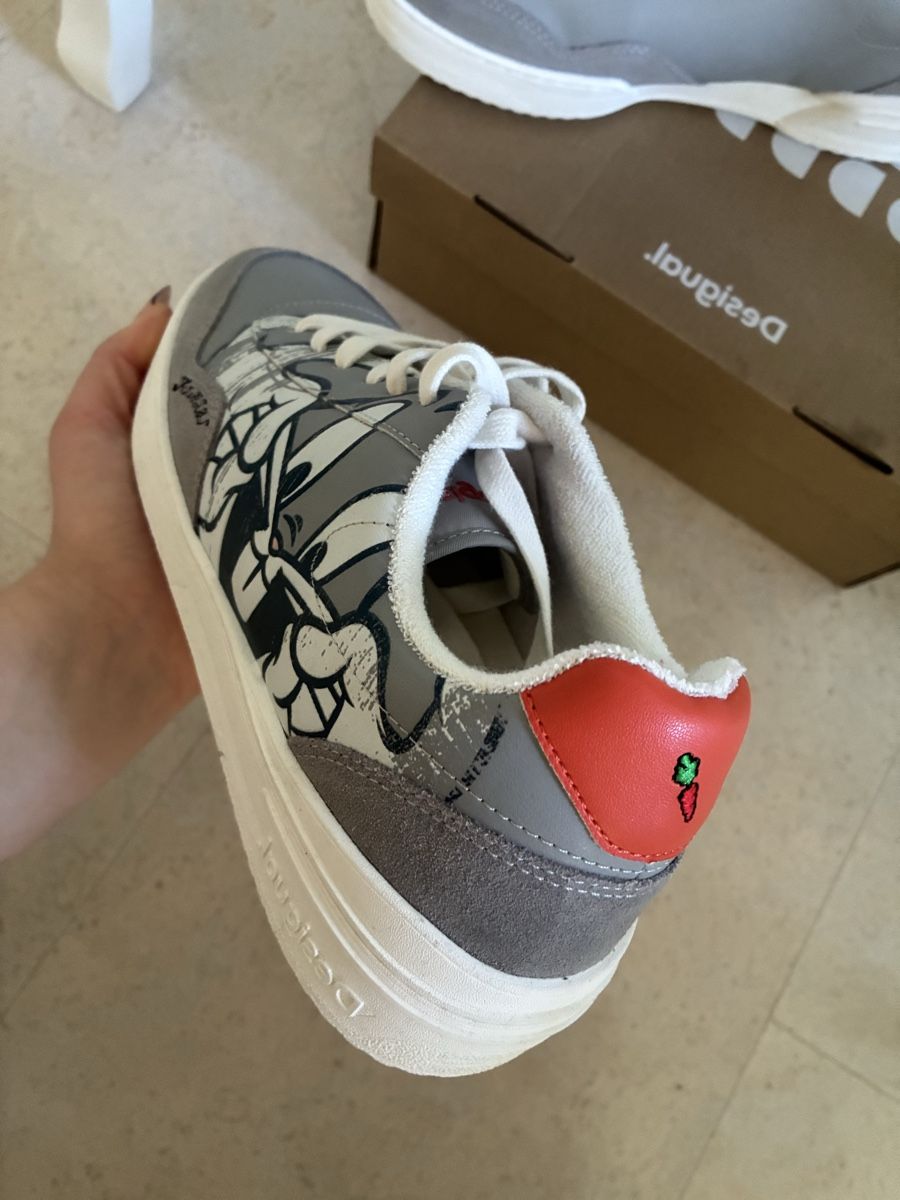 Scarpe da donna: Desigual Bugs Bunny Platform Sneakers – Nuovo e nell'imballaggio originale da Kernenried venduto da ami_rpb9 2