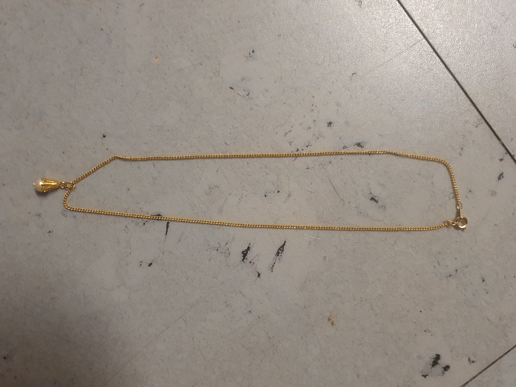 Catenine: Halskette – Usato da Moosseedorf venduto da Sonnenschein..
