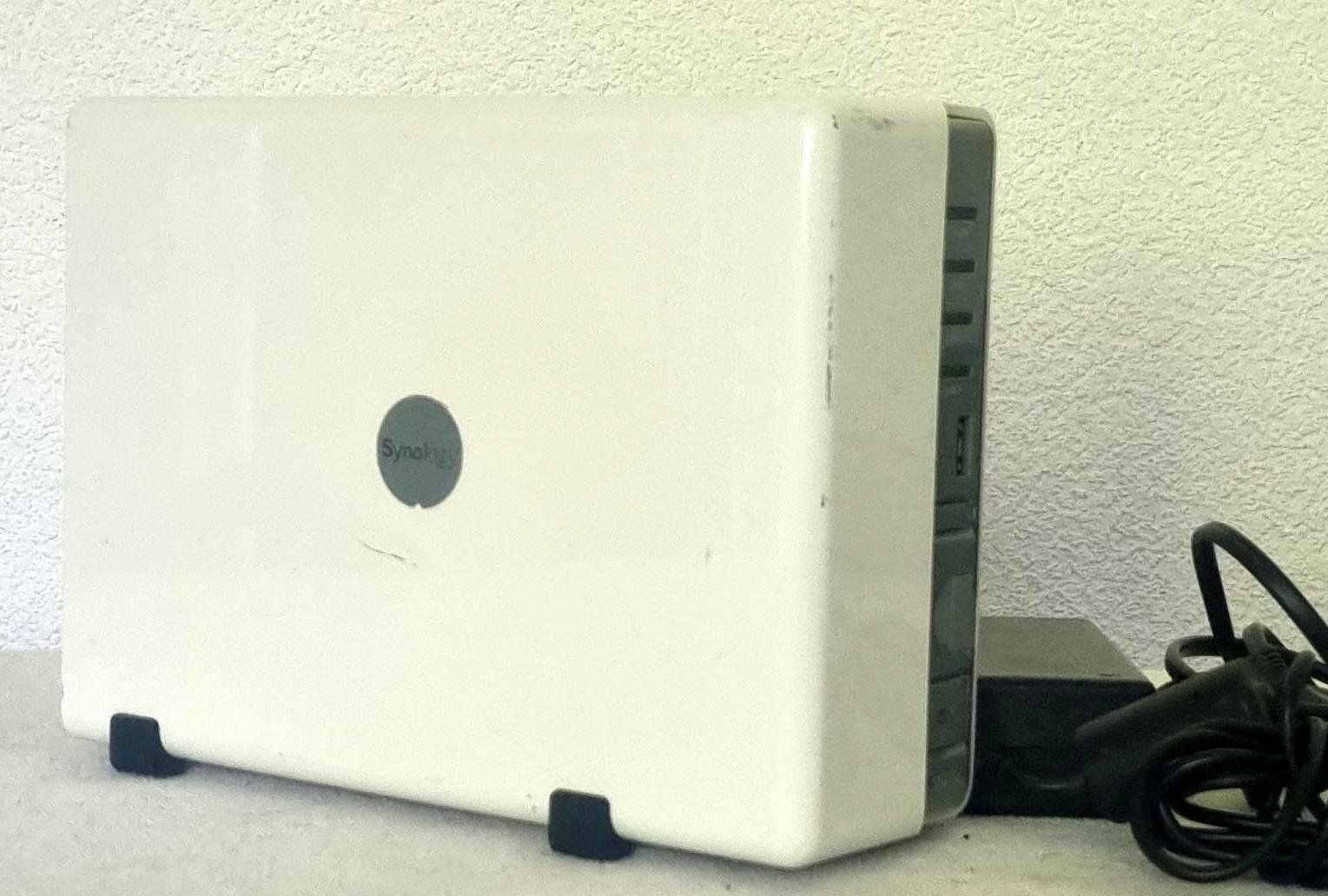 Synology Server: Synology DiskStation  2 x 4Tb – Gebraucht aus Collonges von arashee 3