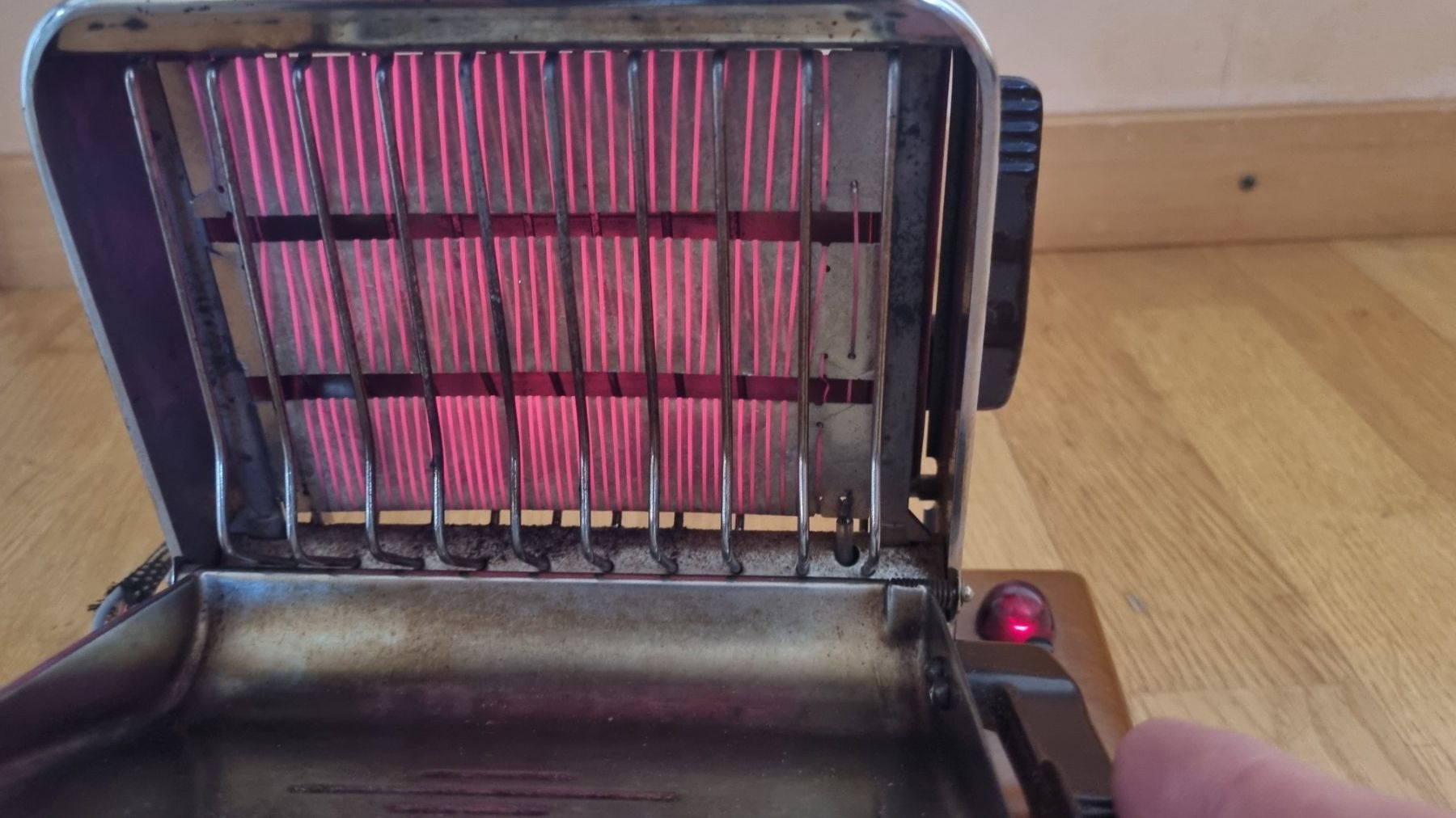Jura Küchengeräte: Toaster Jura type 1125h – Gebraucht aus Blonay von wjones 4