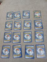 Lot de 16 cartes Pokémon diverses en bon état et moyen état 