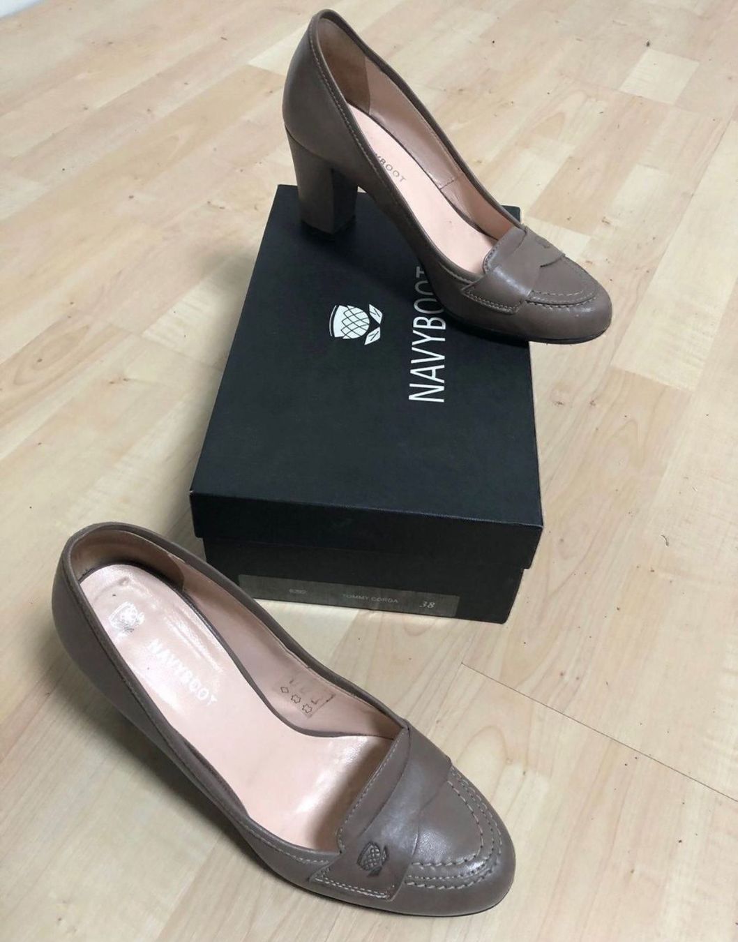 Scarpe da donna: Pumps Gr 38 – Usato da Winterthur venduto da EasyRS 1