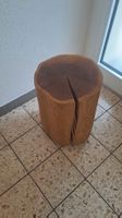 Hocker aus Baumstamm