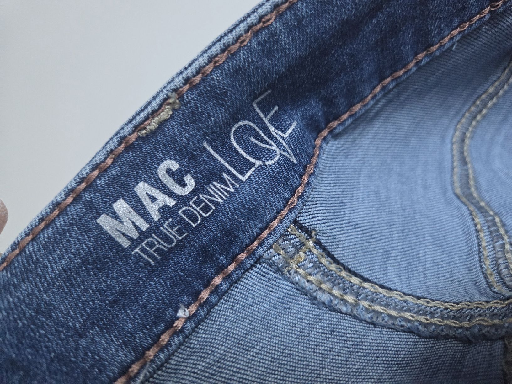 Jeans: Jean MAC Greta cropped, Taille 38 – Usato da Fey venduto da foudresse 1