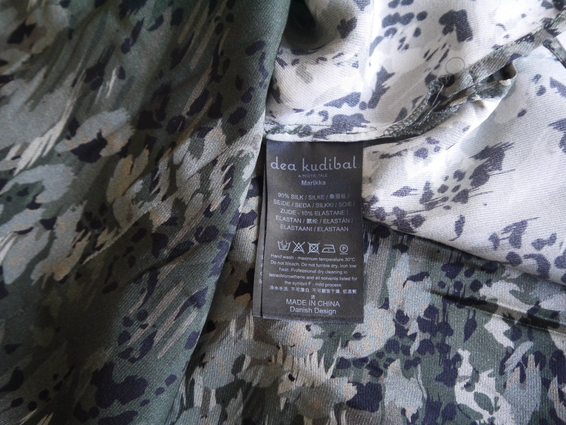 Dea Kudibal Camicette: DEA KUDIBAL Bluse aus Seide Gr.XS – Usato da Hagendorn venduto da Blaf 3