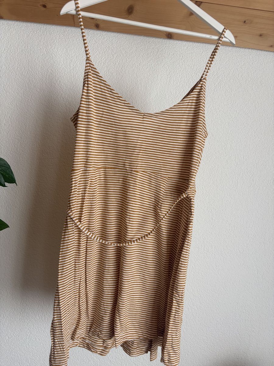 H&M Robes: Sommerkleid – D'occasion à Rüderswil par dariasophialuisa 2