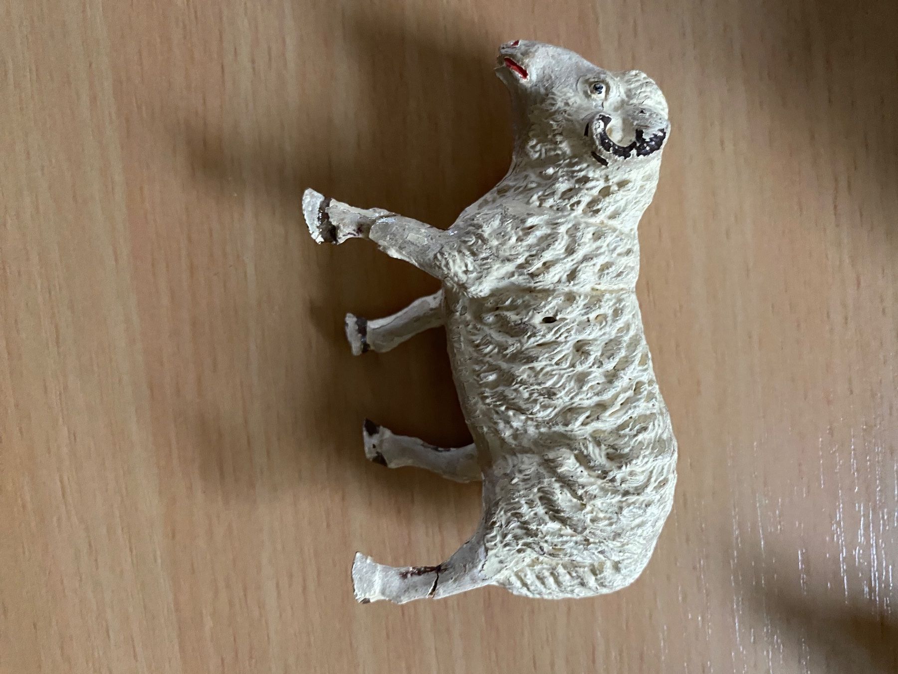 Tutte le decorazioni: Antike Weihnachtskrippe  sieben Figuren Christkind gemarkt – Usato da Stein AR venduto da claire009 7