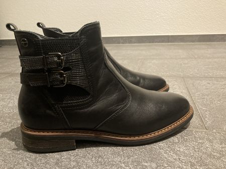 Schwarze Leder-Stiefeletten Grösse 38