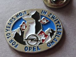 PIN, AUTO OPEL, FOR 10 YEARS No1 IN SWITZERLAND SCHWEIZ