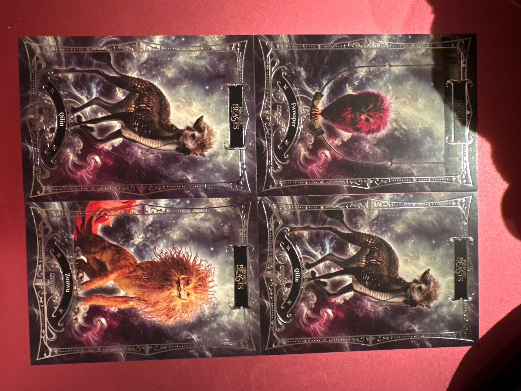 Carte collezionabili: Fantastic Beasts Trading Cards – Nuovo (secondo la descrizione) da Schindellegi venduto da lea_kjf5