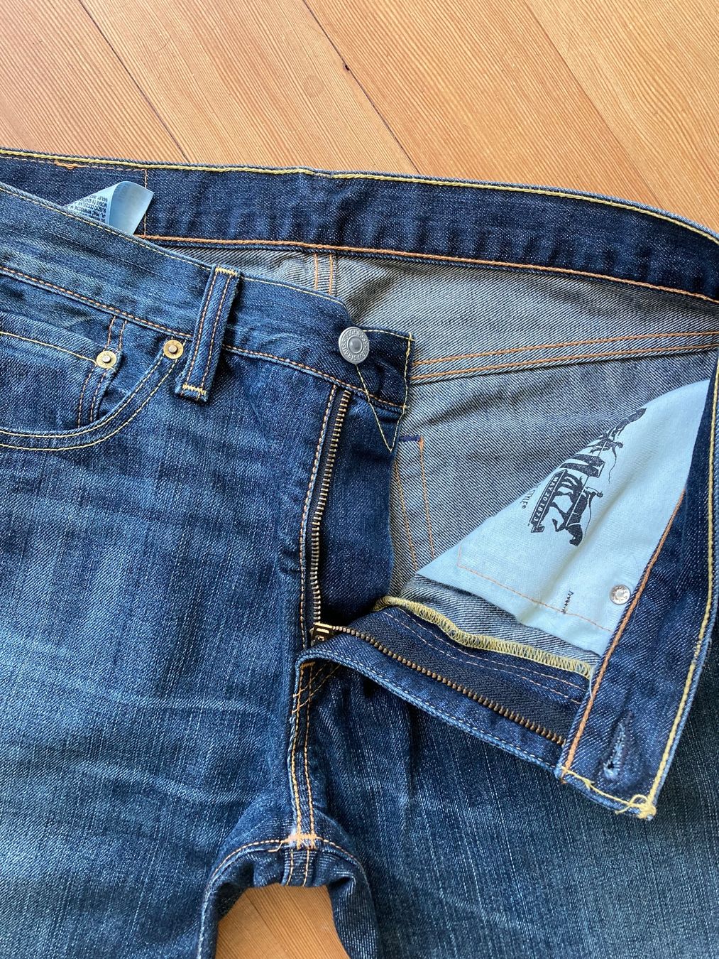 Levi's Jeans: Levis 527 32/32 – Nuovo (secondo la descrizione) da Bern venduto da umase39 3