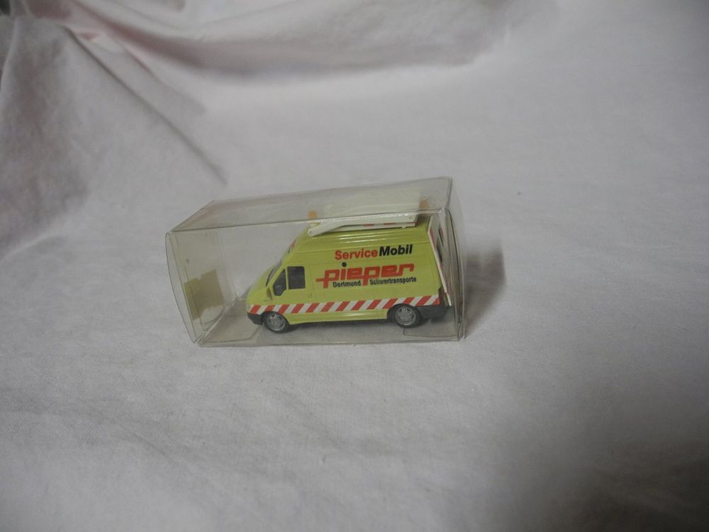 Hot Wheels Ford Focus St - España