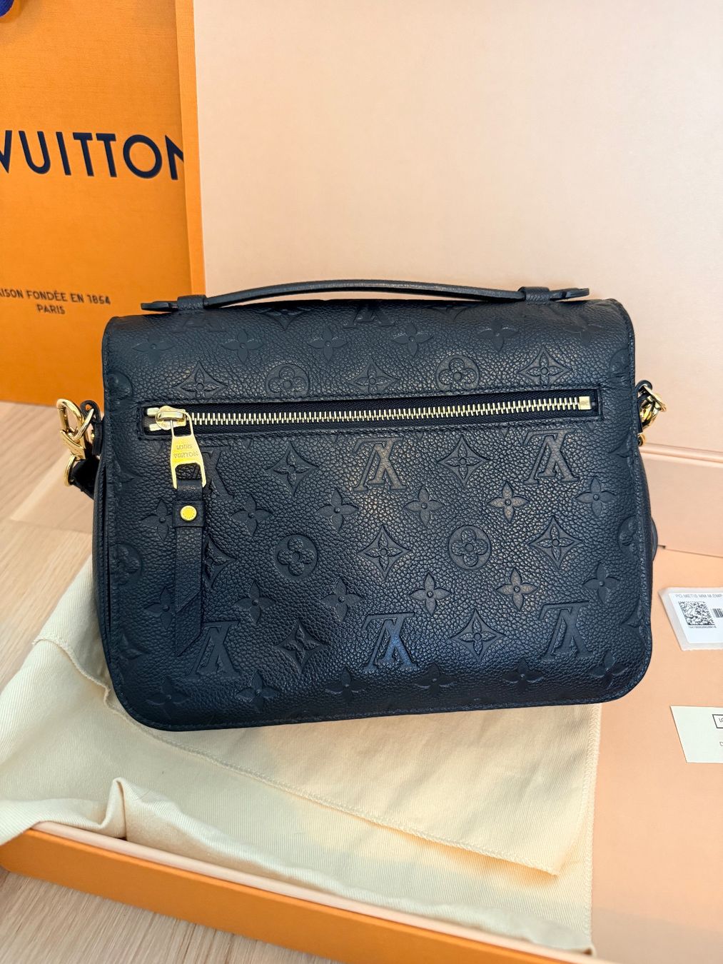 Louis Vuitton Taschen für Damen: Louis Vuitton Métis – Gebraucht aus Cheseaux-sur-Lausanne von maymay2612 7