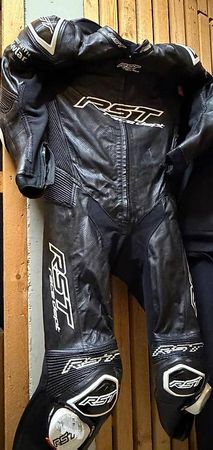 Combinaison Moto RST à vendre urgent 
