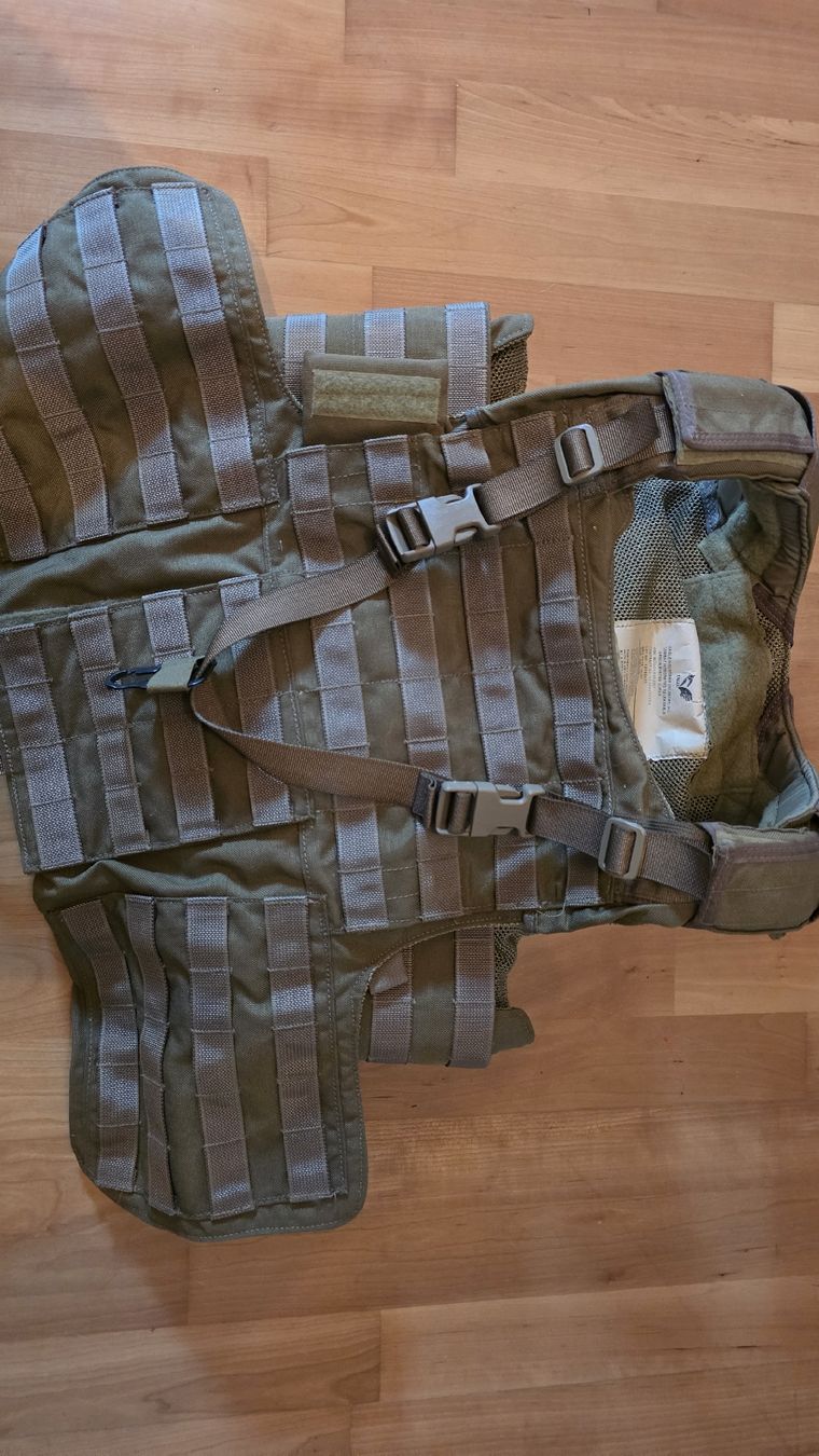 Uniformen: Airsoft Ausrüstung - Eagle CIRAS usw. – Gebraucht aus Biel/Bienne von TuescherS