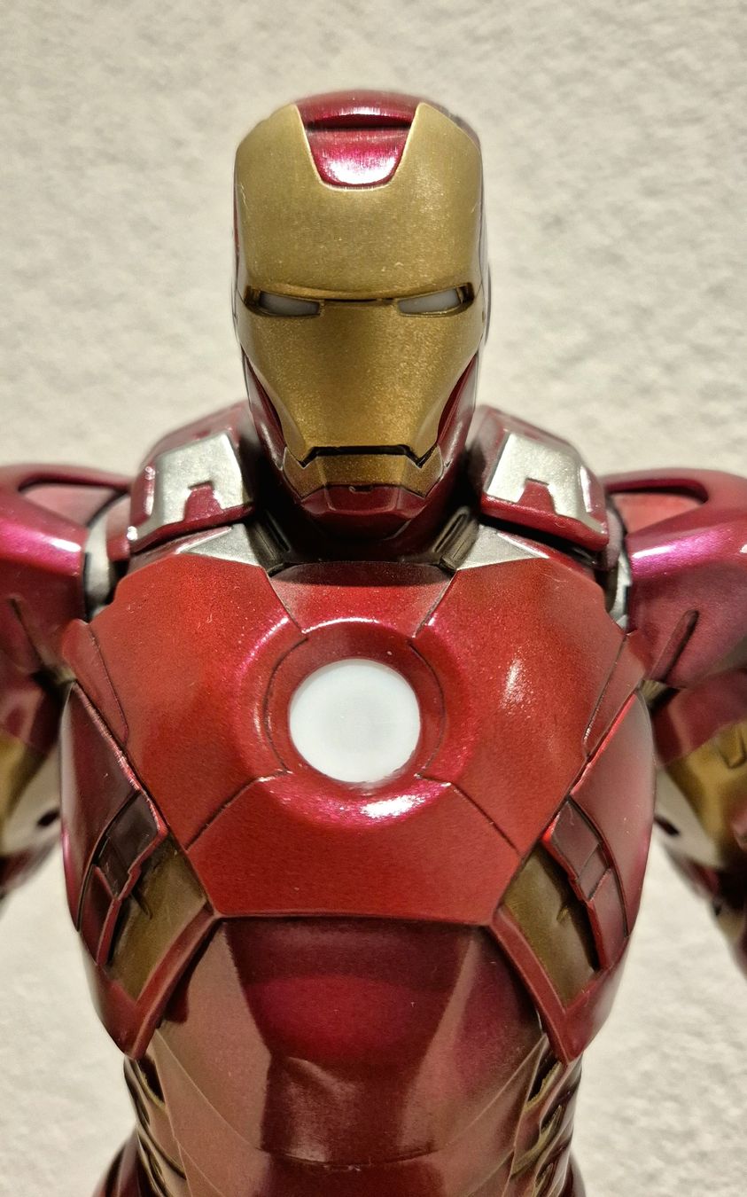Marvel Statuette: Avengers Iron Man Statue – Usato da Grenchen venduto da MX2.aircraft 1