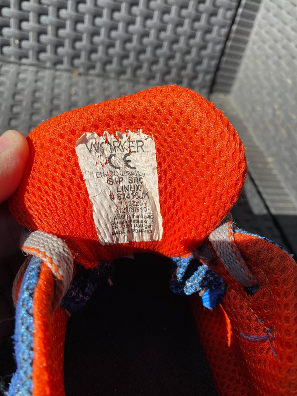 Scarpe da uomo: Chaussures de sécurité Worker Linux bleu orange S1P - T42 – Usato da Court venduto da Nolia 2