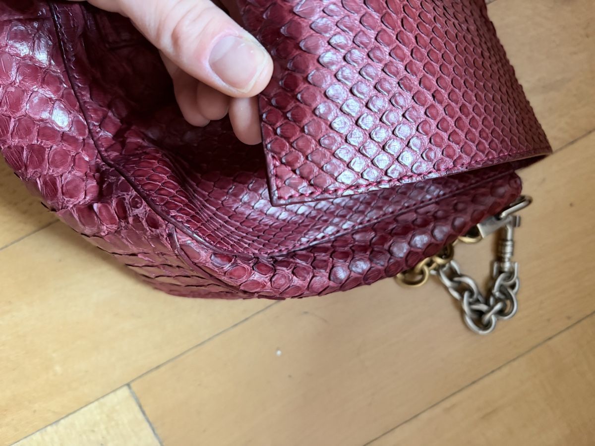 Proenza Schouler Borse da donna: Proenza Schouler Burgundy Python Leather Chain Bag – Usato da Zürich venduto da Michelleanca 3
