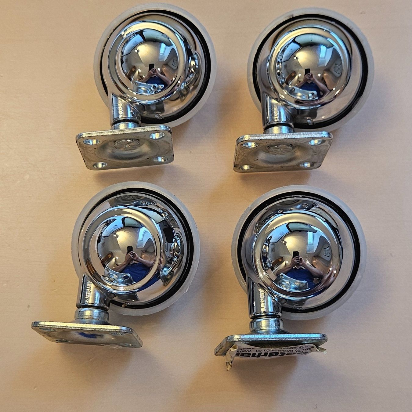 Altro per stoccaggio & trasporto: 4 Möbel-Rollen 51 mm verchromt – Usato da Wettingen venduto da Christianv 2
