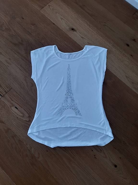 T-shirt: Herziges shirt 36/38 – Usato da Nebikon venduto da Haidihooo