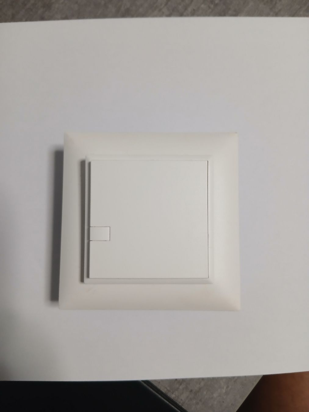 Feller Schalter: TDS Universal Dimmer 3306 230V 420W  – Gebraucht aus Thun von Hukk2020