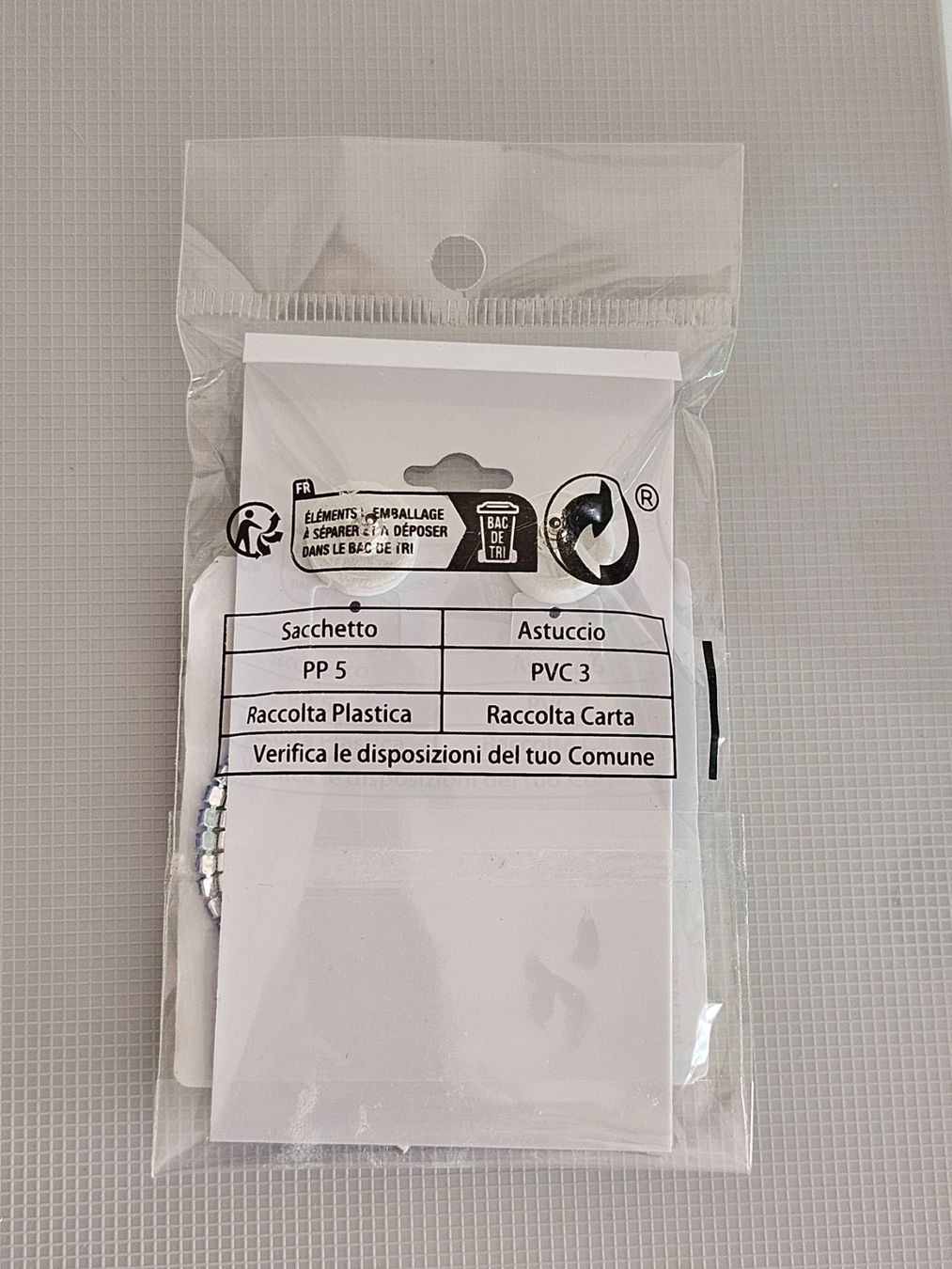 Ohrringe & -stecker: Ohrringe mit blauen Strasssteinen neu – Neu und originalverpackt aus Brunnen von tan_5pl5 2