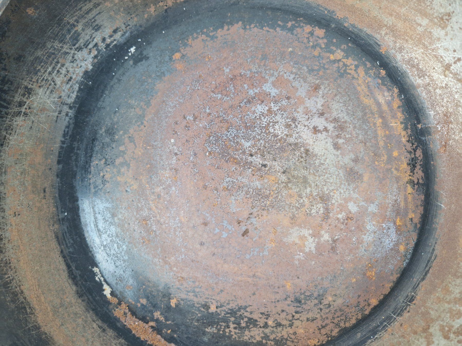 Pfannen: Schwere Eisenpfanne – Gebraucht aus Muhen von Restwert_Muhen 6
