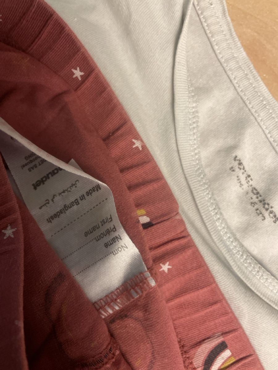 Pyjamas & Ähnliches: Vertbaudet Pyjama mit Regenbogen Gr.116 – Gebraucht aus Obergerlafingen von cabo4 2