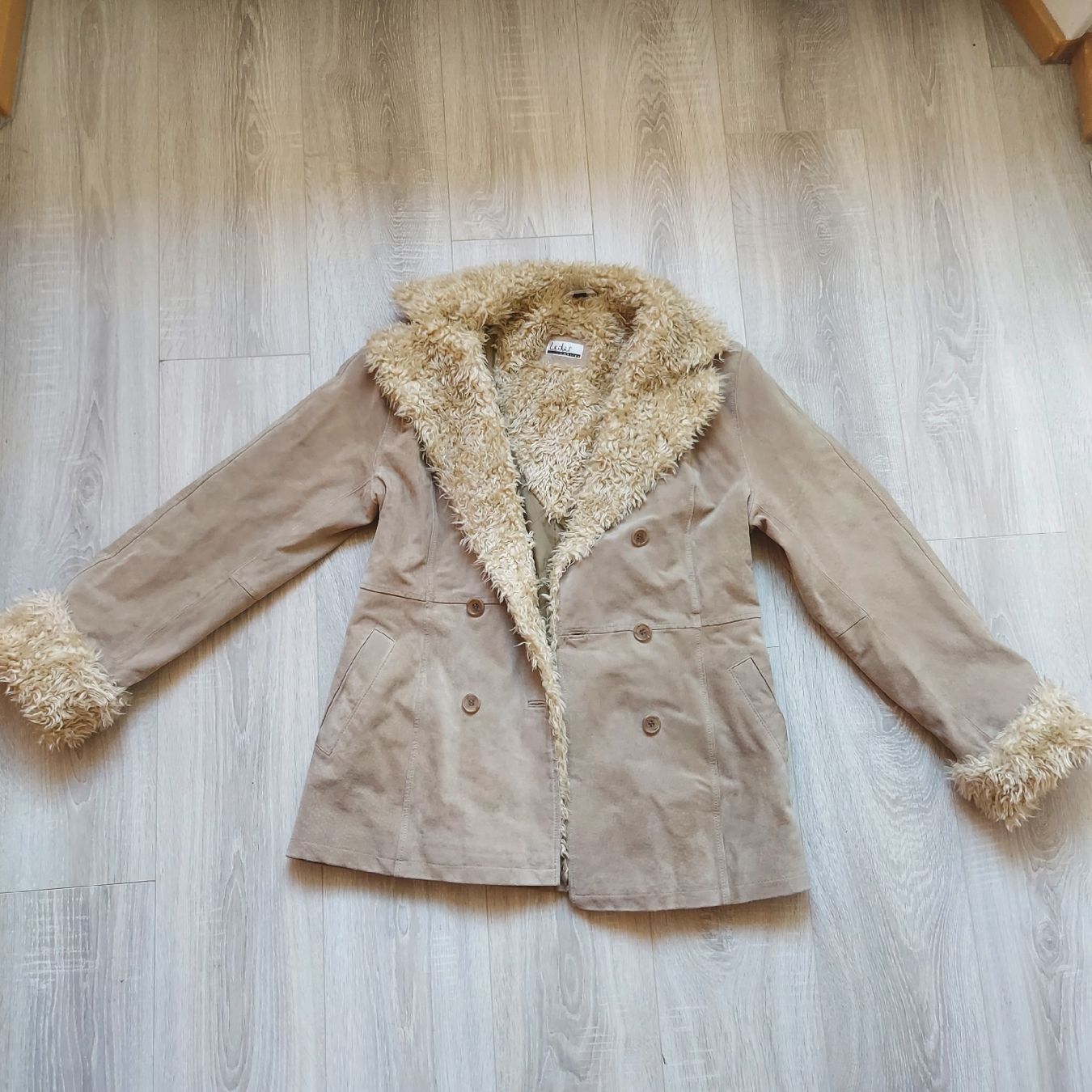 Giacche: Veste en cuir style vintage  – Usato da La Chaux-de-Fonds venduto da Lau_ranne