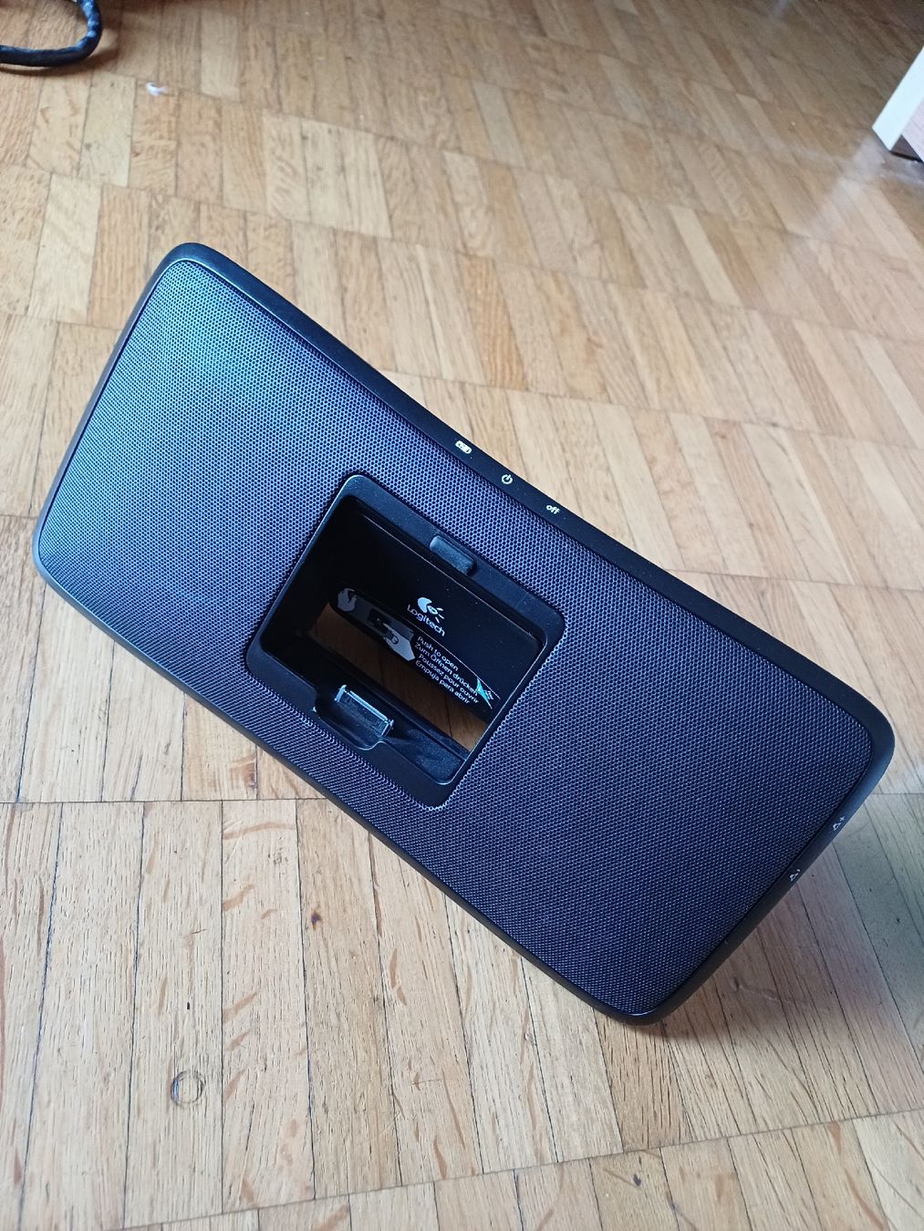 Logitech Casse acustiche: Speaker stereo ipod + aux in Logitech s315i – Usato da Morbio Inferiore venduto da supermammuth